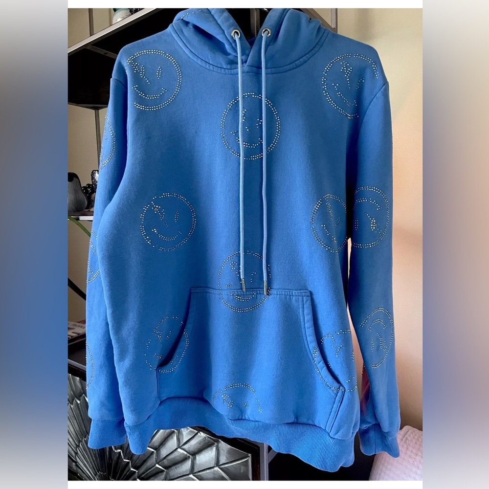 🥶RetroVert light blue Rhinestone All Over Smiley Face soft Hoodie Medium🩵